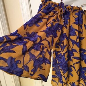 H&M Conscious Women's Blouse Gold and Blue Floral Print Size 2 Fun Fashion